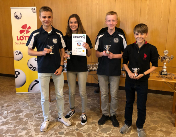 Die u14-Mannschaft bei der Norddeutschen Vereinsmeisterschaft 2019 in Magdeburg, v.l.n.r.: Aaron Bre, Amy Charlize Bre, Piet Gromann, Christian Greler; Foto: Nicole Herrmann