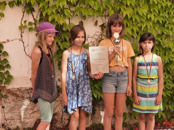 Die u12w-Mannschaft bei der Norddeutschen Vereinsmeisterschaft 2023 in Berlin, v.l.n.r.: Lieselotte Fissler, Barbara Subocz, Sophie Briese und Emma Subocz; Foto: Sergiusz