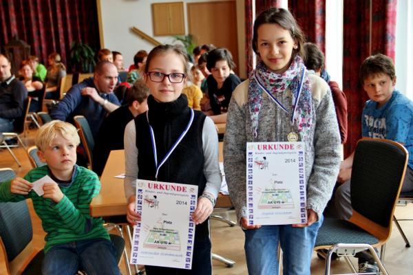 AK u10w, v.l.n.r.: 2. Weronika Schrammek (Haff GS Ueckermnde), 1. Sophie Wucherer (Greifswalder SV)