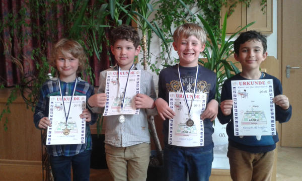 AK u8, v.l.n.r.: 1. Louis Hermes (Montessori-Schule Greifswald), 2. Richard Theien (GS Fritz Reuter Kemnitz), 3. Marc Lepel (GS Ltte Nordlichter Dersekow), 4. Farouk Al Najjar (GS Greif Greifswald)