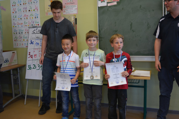 AK u8, v.l.n.r.: 1. Nguyen Duc,Tien Dat (Haff-GS Ueckerm�nde), 2. Herrmann,Jakob (SAV Torgelow), 3. K�stner,Frieder (Greifswalder SV)