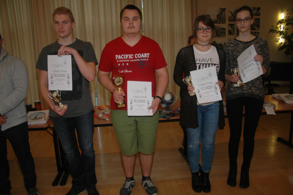 Wettkampfgruppe II, v.l.n.r.: Amy Bre (SAV Torgelow), Olias Karol (UKS Bialy Pion Gryfino), Oskar Pazdzior(UKS Bialy Pion Gryfino), Patrycja Misiak (UKS Bialy Pion Gryfino), Kevin Voigt (Haff-GS Ueckermnde) 